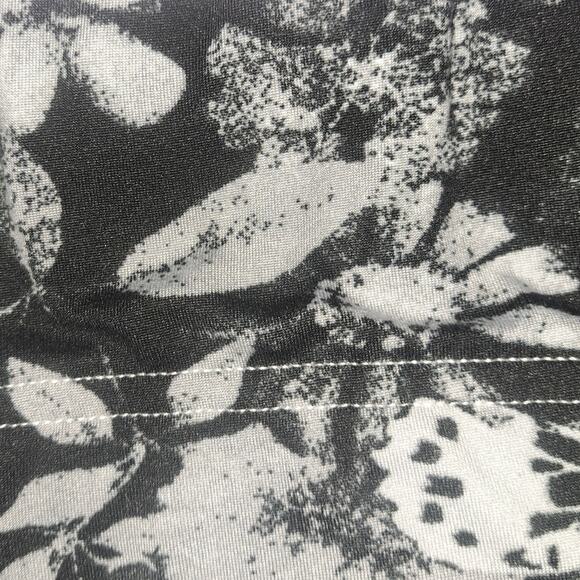 Womens Black & White Floral Butterfly Super Soft Fashion Leggings Size Medium - Picture 8 of 9